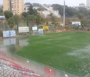 אצטדיון גרין מוצף