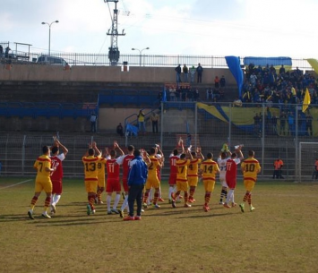 נפרדו כידידים. שחקני הפועל ומכבי א.א. פאחם (דאפר מחאמיד)