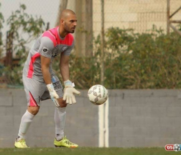 בן שנן עם בטן מלאה (צילום: קובי רוזן)