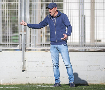 מאמן עירוני נשר. אלדד שביט (וואסים מוואסי)