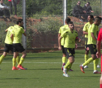 שחקני הוד השרון חוגגים ניצחון יקר (שקד מורג)