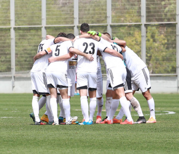 שחקני נשר (קובי פורטל)