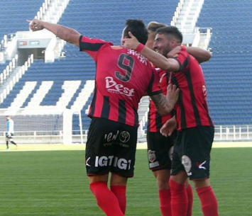 שחקני קטמון חדורי בטחון (עמוד הפייסבוק הפועל קטמון)