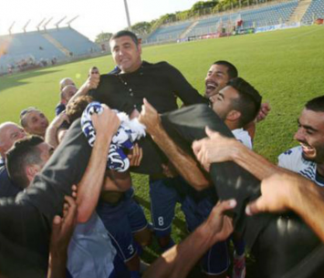 יובל נעים זוכה לכבוד של מלכים (אלן שיבר)