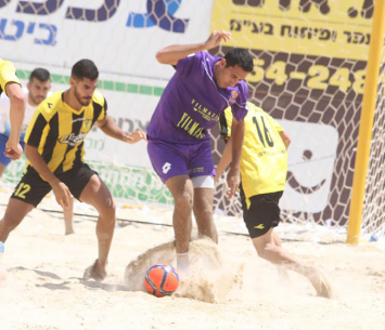 ממשיך גם העונה במדי חולון. חייט (שלומי גבאי)