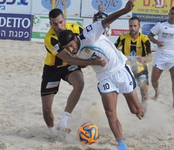 רעב לכדורגל חופים. דנין (חאדר אניס)