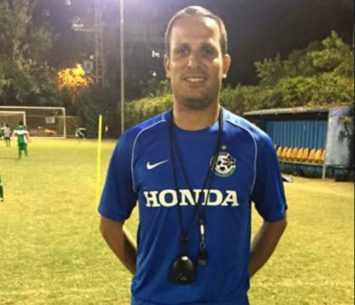 מאמן הקבוצה הבוגרת. אוהד שמאי