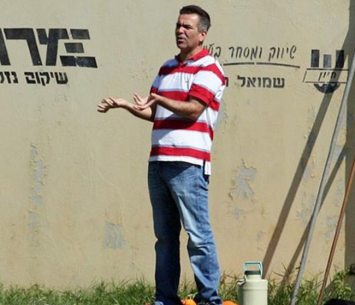 מועמד להחליף את צחי אילוז. חייט (לירן דורף)