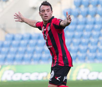 חלוצה החדש של אחי נצרת. מרטין (עודד קרני)