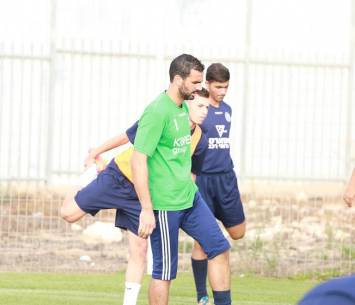 עומרי אלון. ימשיך גם בעונה הבאה באתא (קובי פורטל)