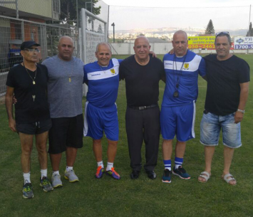 הצוות המקצועי של בית