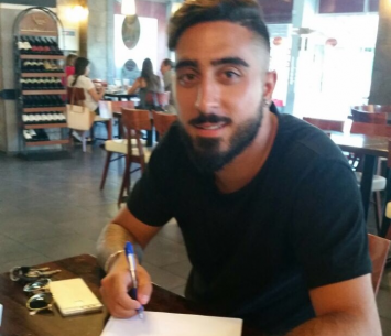 שפשה במעמד החתימה