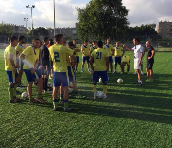 שחקני צור שלום בשיחת הפתיחה