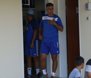 קיבל החלטה. דנן (עודד חסין)