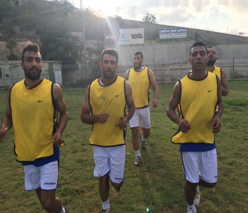 חוזרים לנוף של הכדורגל הישראלי. שחקני ביר אל מכסור