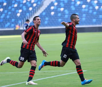 עומר בוארון ושלומי בן עשור שחקני 