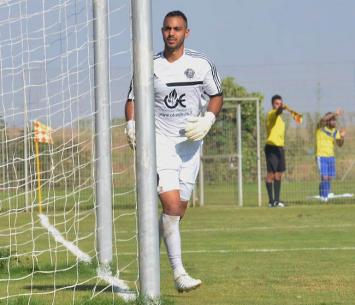 מאוכזב מההתנהלות של איתן טייב. נטור (אבי רביבו)