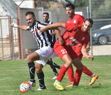 רם סופר קשר מגדל העמק במאבק על הכדור (אבי רביבו)