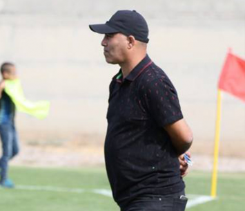 הודיע על התפטרותו. חסן פדעוס (וואסים מוואסי)