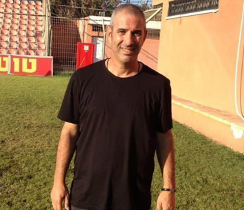 דורש את כספו. שאבו