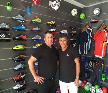 רק לפני חודש רכשו ציוד בחנות 