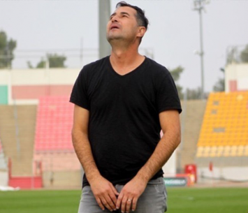 יוצא רק עם המחמאות וללא הנקודות. בוחבוט (שי מוגילבסקי, אתר eyoya)