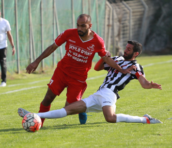 אופק מלול מתקל את אדהם שיבלי (עדי מלול)