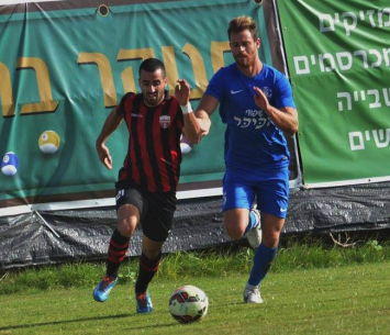 צמד של בן עשור הוביל את 