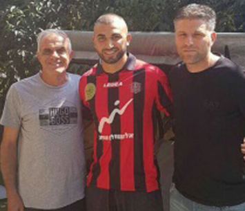 החלוץ לא חסך במילים (katamon.co.il)