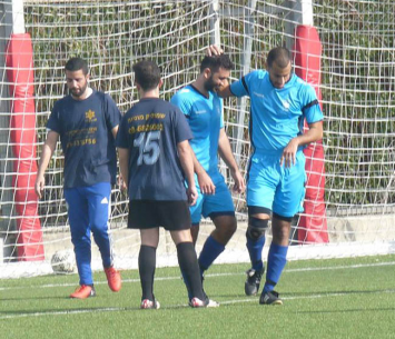 שחקני מכבי השקמה חן במשחק היום (אלי שמואלי)