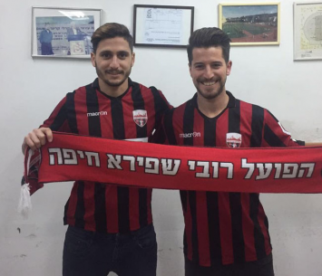 גל אלקנתי (משמאל) (דף הפייסבוק הרשמי)