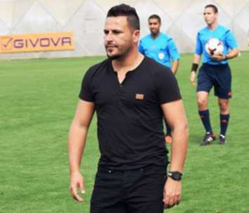 מאמן הפועל ירושלים אוהד בוזגלו (דני מלניצקי)