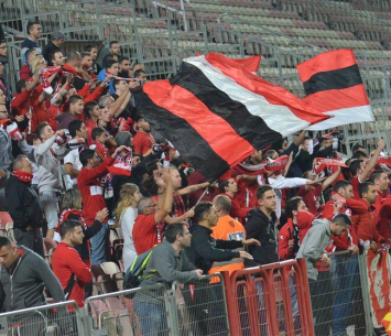 הביעו את זעמם. אוהדי 