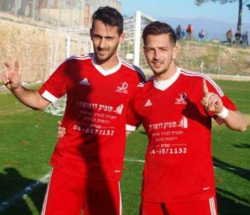 אבי מלכה וענאן נסרלאדין כובשי השערים (דאפר מחמיד)