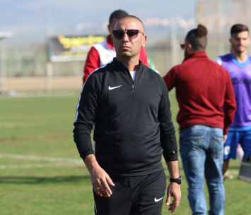 עמד על העקרונות שלו. בוסקילה (עודד חסין)