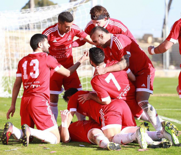 שחקני איכסל בזמנים שמחים יותר (עדי מלול)