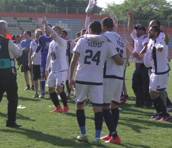 כפר קאסם חוגגים העפלה לגמר