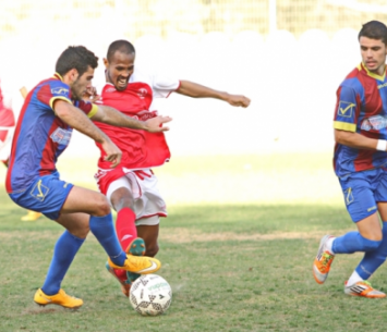 תלה את נעליו. זאנה במרכז (קובי רוזן)