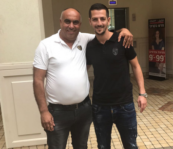 אבי מלכה יחד עם יו