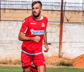 מצטרף לקבוצה של סירוטקין. הלמן (יוסי סוריק)