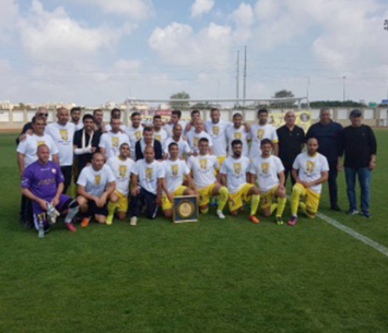 שחקני חולון