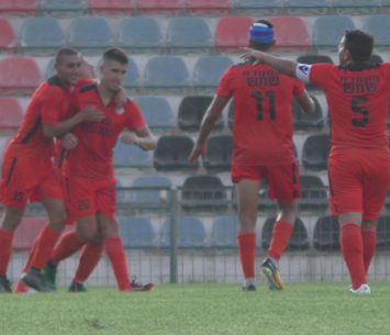 שחקני כפר שלם