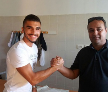 מצטרף לבולגרים. לוי