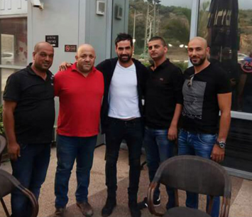 בלמה החדש של אום אל פאחם במעמד החתימה