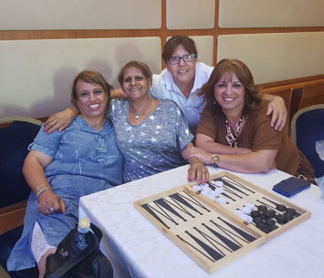 שחקניות השש-בש