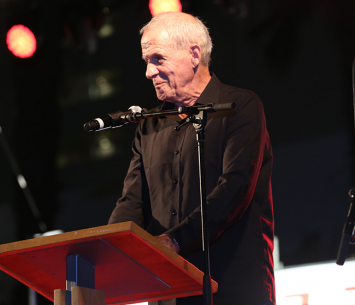 האיש שאחראי על אירוע הספורט הגדול במדינה. יורם ארנשטיין (עדי מלול)