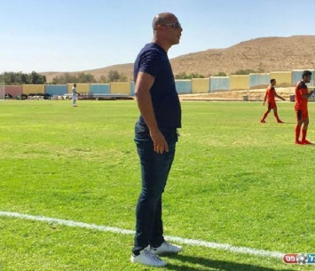 מאמן דימונה אהוד כחילה (איציק כלפי)