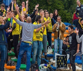 יגיעו למעלה אדומים. אוהדי נורדיה