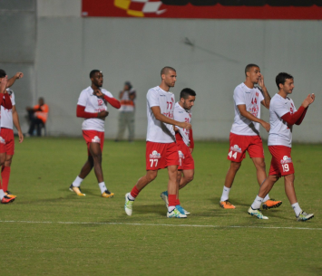 יפגשו את הקבוצה של כחילה. שחקני הפועל תל אביב (אבי רביבו)