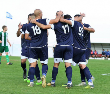 רמסו את שחקני היריבה (עודד חסין)